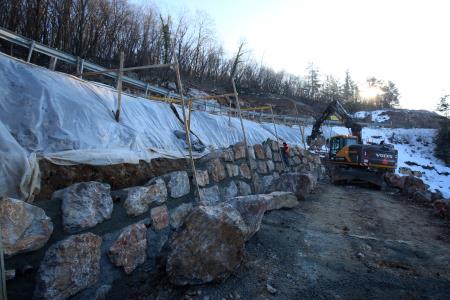 REKONSTRUKCIJA CESTE GRAHOVO BLOŠKA POLICA 03 FOTO LJUBO VUKELIČ